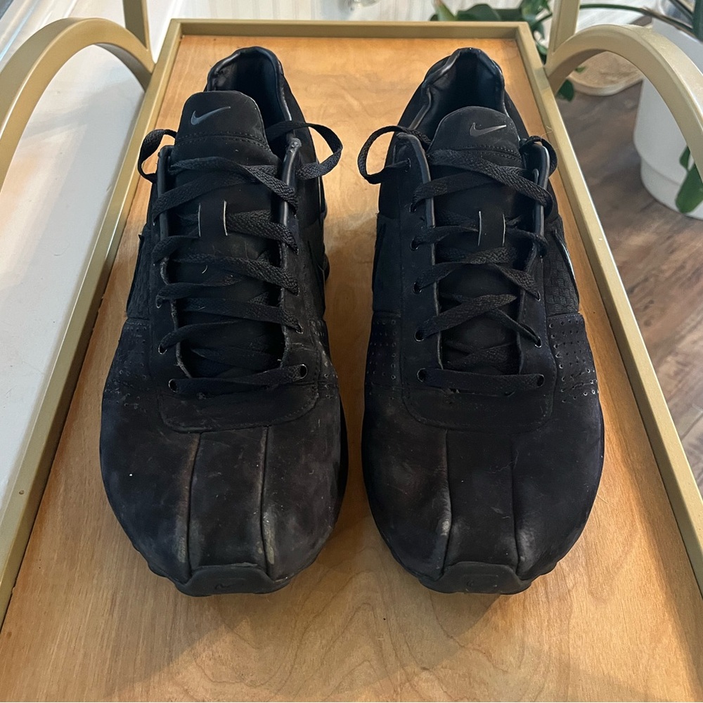 All Black Nike Shox